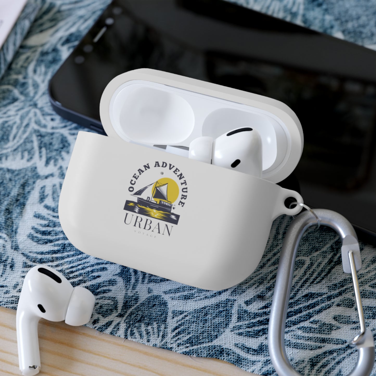 Ocean Adventure AirPods and AirPods Pro Case